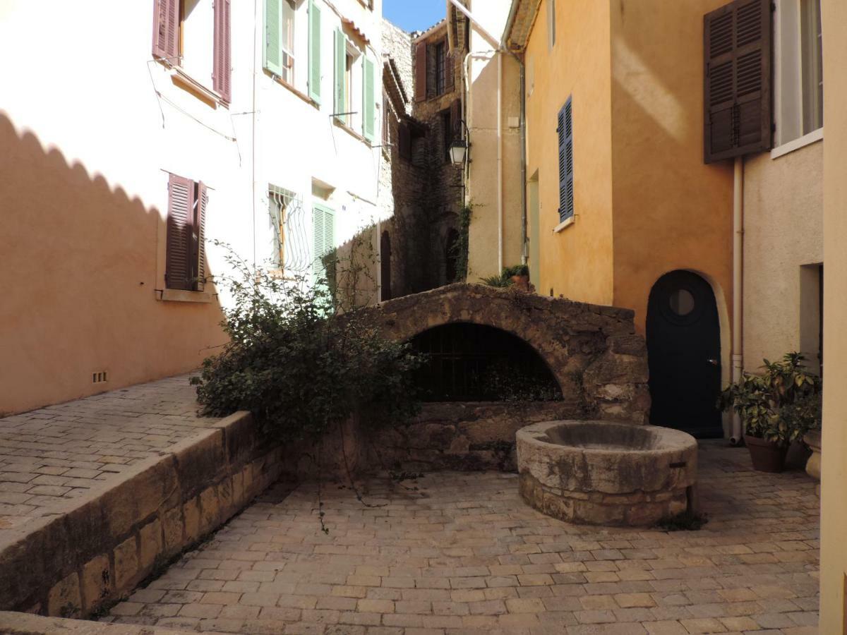 Le Logis De La Fontaine Apartment Ceyreste Exterior foto